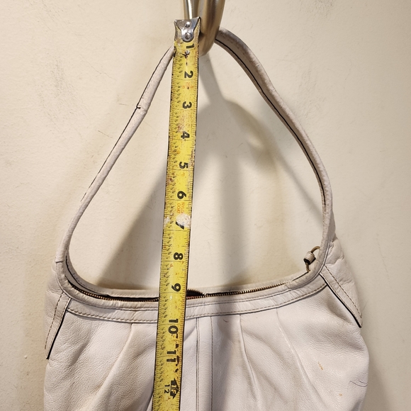 COACH Vintage White Leather Hobo Bag - Picture 15 of 16